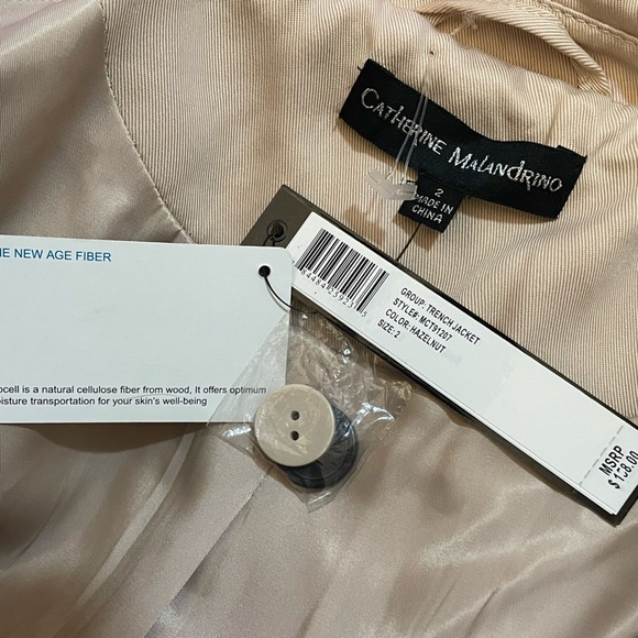 NWT Catherine Malandrino sz 2 100% Lyocell Light weight jacket Beige w/ Pockets - Picture 3 of 12